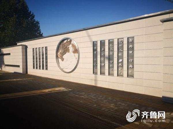 墻文化_城市文化墻_世紀(jì)傳播企業(yè)墻標(biāo)語:一流的執(zhí)行必有一流的文化