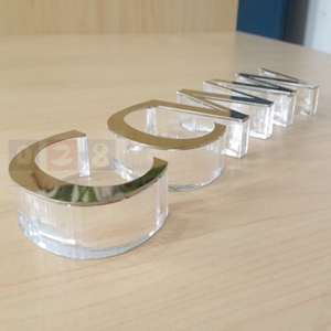 黑色亞克力水晶字圖片 爍夜發(fā)光字標(biāo)識(shí)水晶字的工藝有哪些？